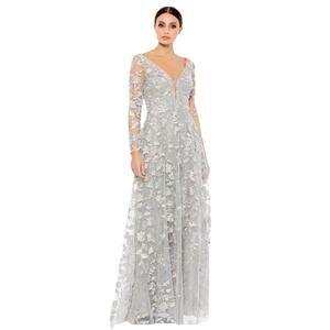 NWOT Mac Duggal Floral Applique Long Sleeve Illusion Gown, 18, Platinum Silver